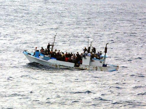 refugees_on_a_boat