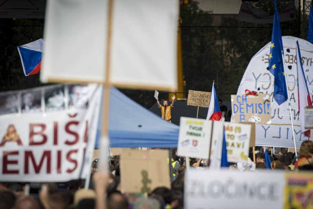 Praga-protesty-andrej-babis-2019