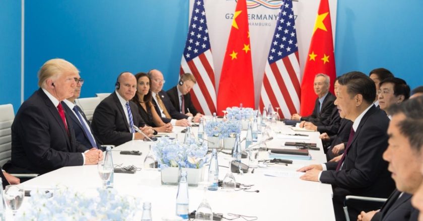 President_Donald_J._Trump_and_President_Xi_Jinping_at_G20,_July_8,_2017