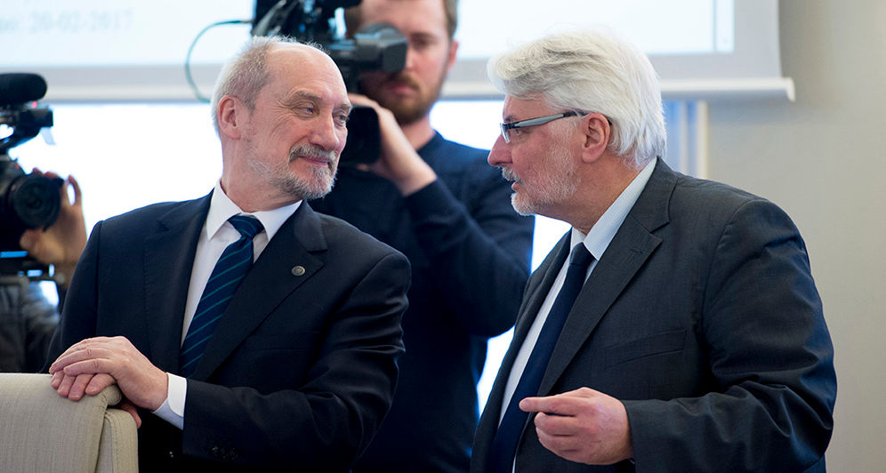 Macierewicz, Waszczykowski