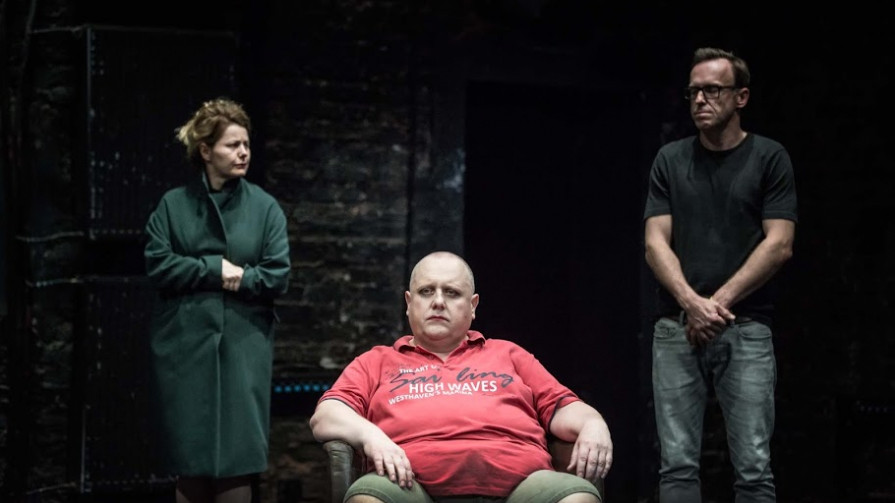 Upadanie-teatr-powszechny