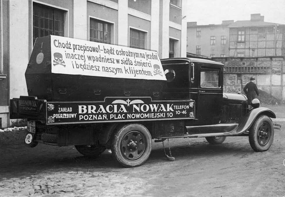 Zakład_Progrzebowy_Bracia_Nowak (1)