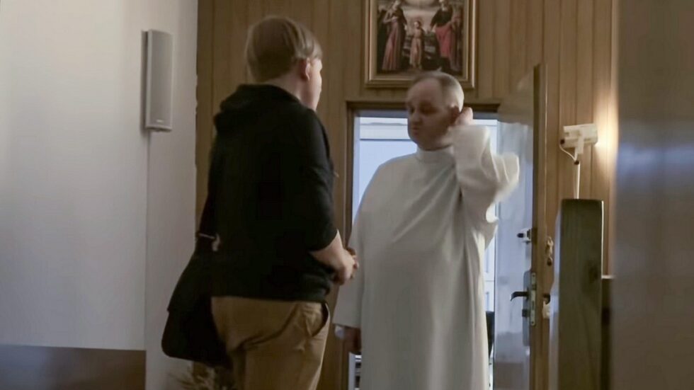 Fot. Kadr z filmu Zabawa w chowanego