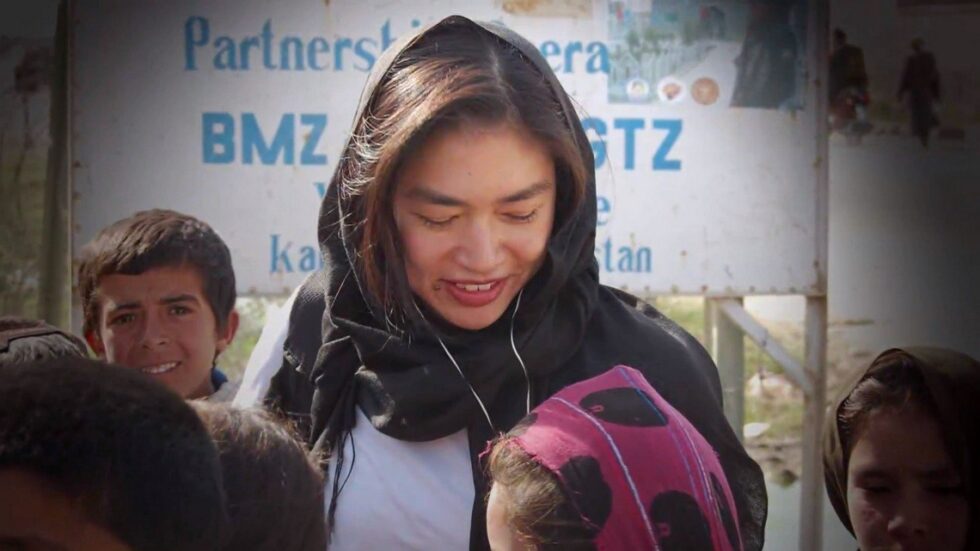 Mellissa Fung w Afganistanie. Fot. Mellissa Fung/Youtube.com