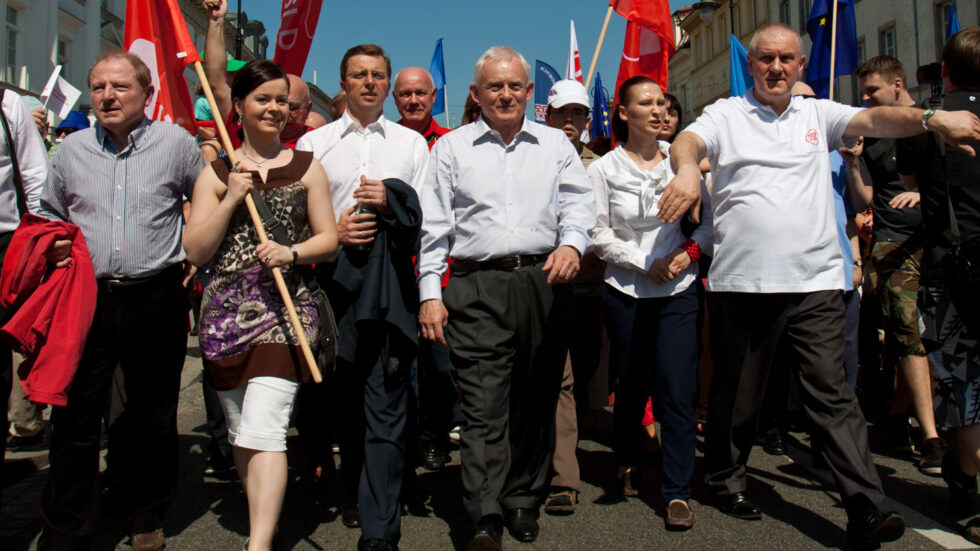 Pochód majowy na ulicach Warszawy w 2012 roku