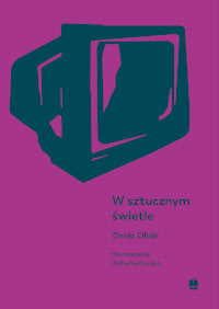 W sztucznym świetle okładka