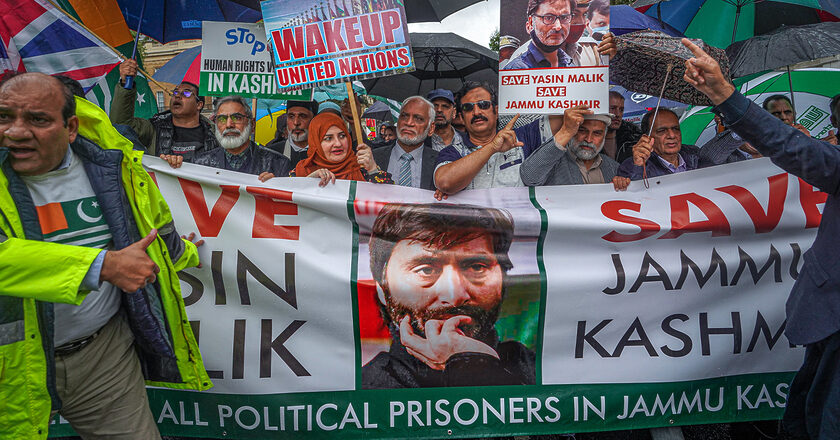 Protest przeciwko indyjskiej okupacji Kaszmiru w Londynie. Fot. Alisdare Hickson/Flickr.com
