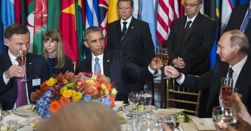 Andrzej Duda, Barack Obama i Władimir Putin na spotkaniu ONZ w Nowym Jorku w 2015 roku. Fot. UN Photo/Amanda Voisard