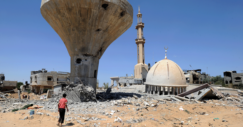 Zniszczenia po izraelskich atakach w północnej Gazie. Zdjęcie archiwalne z 2014 roku. Fot. UN Photo/Shareef Sarhan