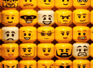 Twarze z klocków Lego