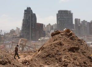 Bejrut po eksplozji magazynu saletry amonowej w 2020 r.