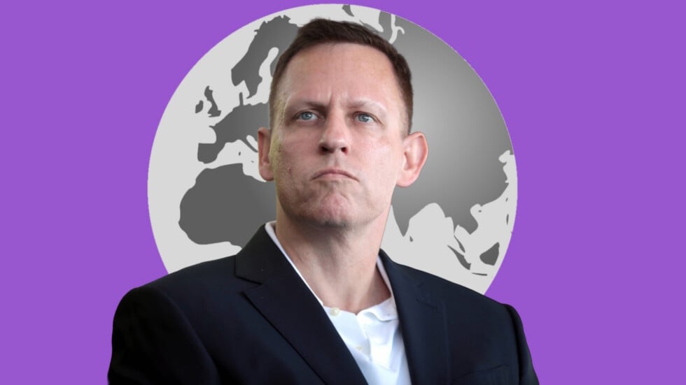 Peter Thiel na tle kuli ziemskiej
