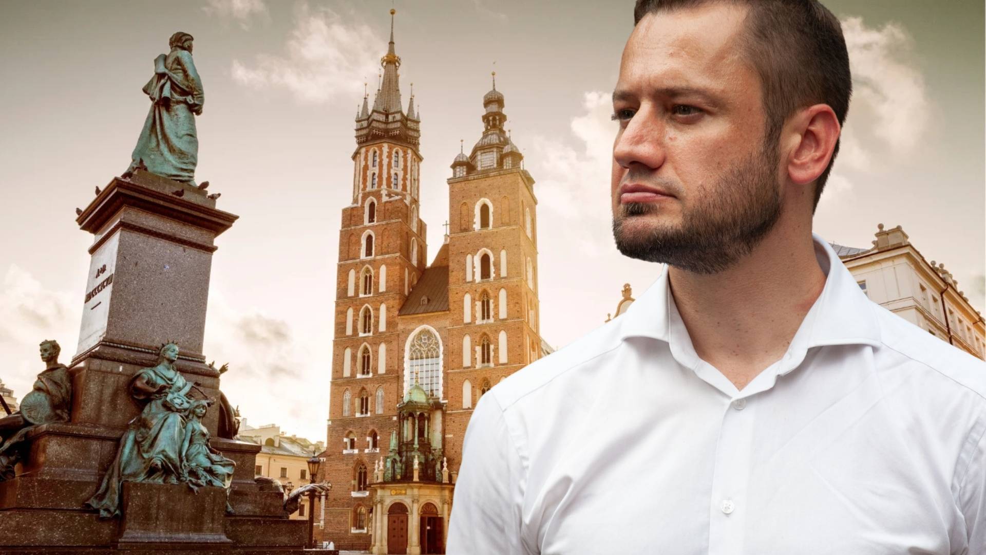 Aleksander Misztalski na tle rynki w Krakowie