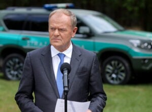 Donald Tusk w ośrodku szkoleniowym Straży Granicznej w Otwocku
