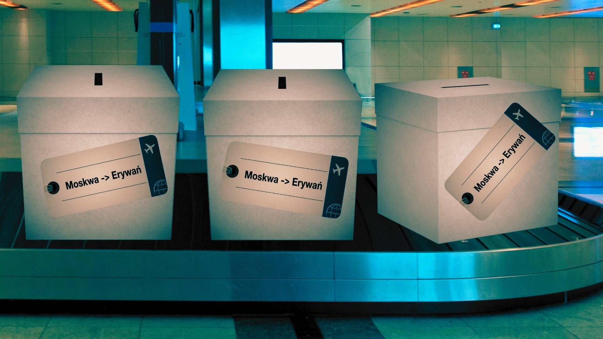 Trzy białe urny do głosowania na lotniskowej taśmie bagażowej, na każdym etykieta z napisem "Moskwa - Erywań"